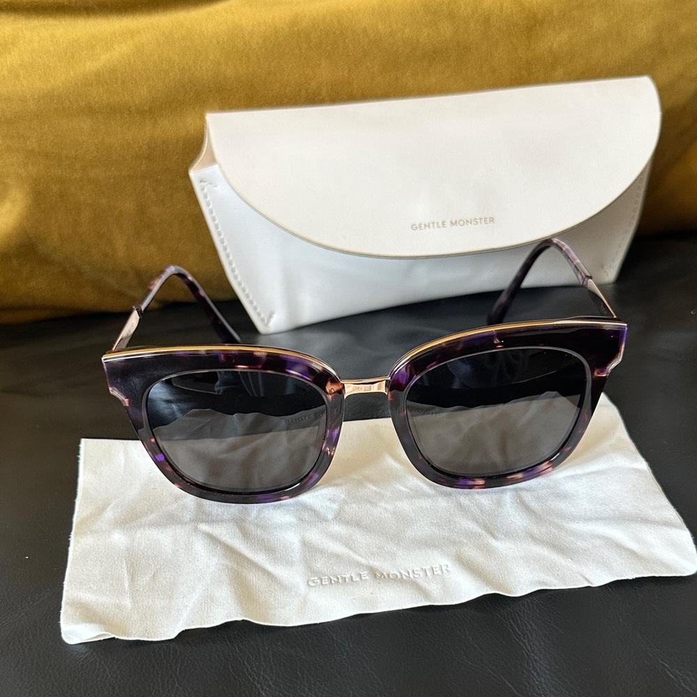 GENTLE MONSTER Purple Tortoise Square Sunglasses